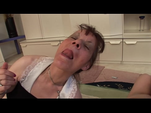 ❤️ Ogogo ababili nomkhulu oyedwa banabathathu Ividiyo yocansi ku-porn zu.super-vip.top ️❤